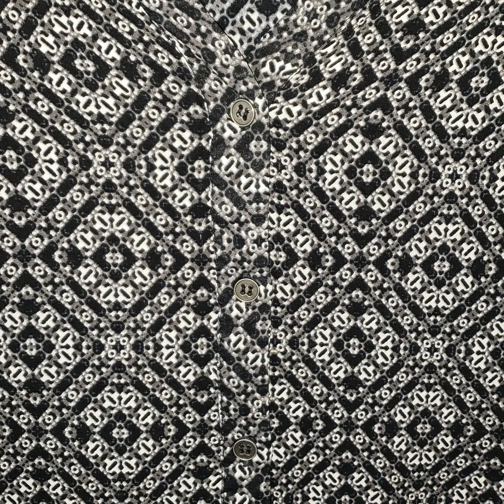 3/$12 Blouse Tunic V Neck Button Down Black Grey White XL-runs small - Picture 4 of 13